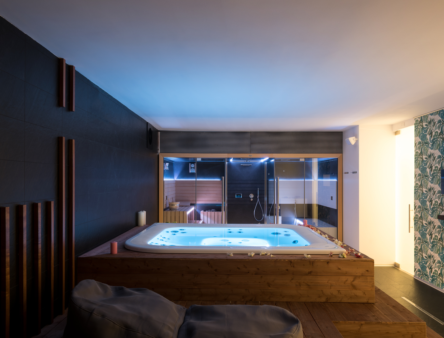 Location de jacuzzi  | Réserver ou louer sa jacuzzi  à Pool Party